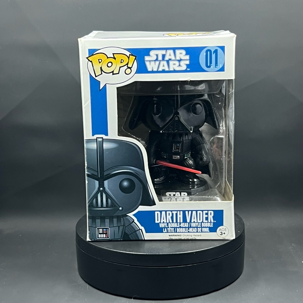 Funko Pop! Star Wars Darth Vader - Black and Blue